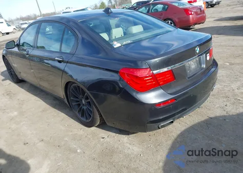 2011 BMW 750Li z USA, uszkodzony, nr VIN WBAKB8C54BCY66596